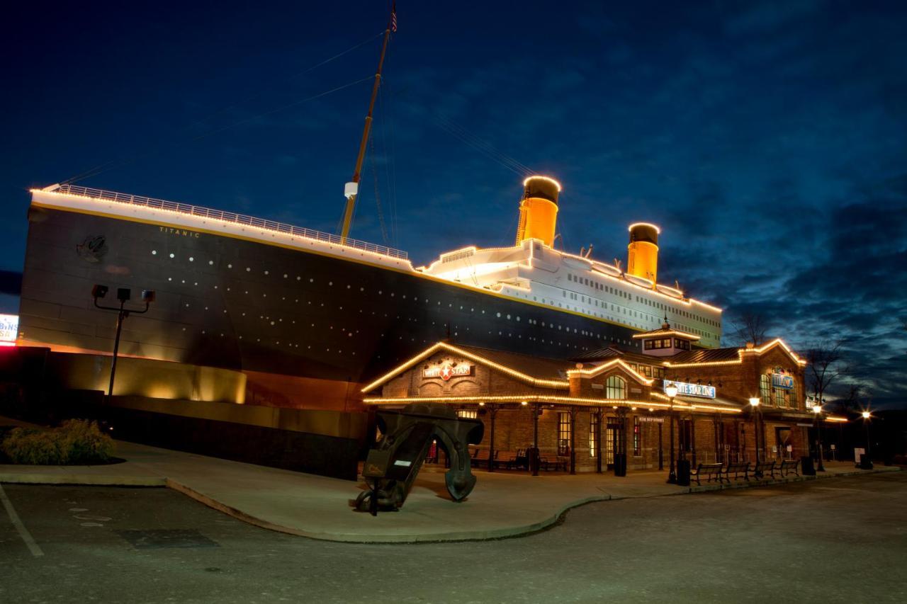 Ober Hideaway, Hot Tub, Wifi, 1089 Free Tickets Each Paid Day, Dollywood And More Gatlinburg Kültér fotó