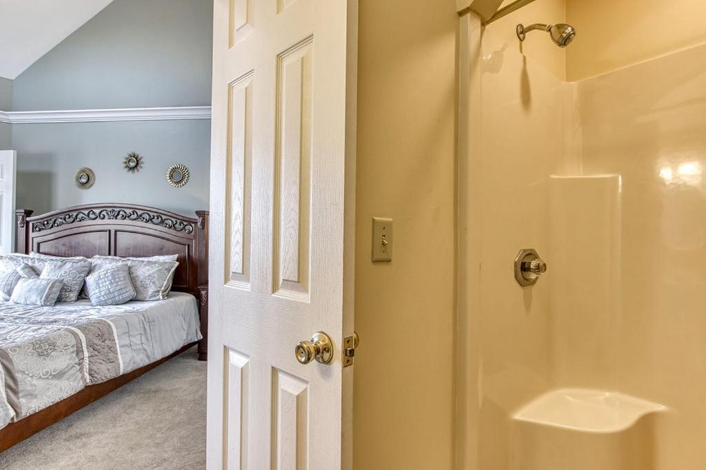 Ober Hideaway, Hot Tub, Wifi, 1089 Free Tickets Each Paid Day, Dollywood And More Gatlinburg Kültér fotó